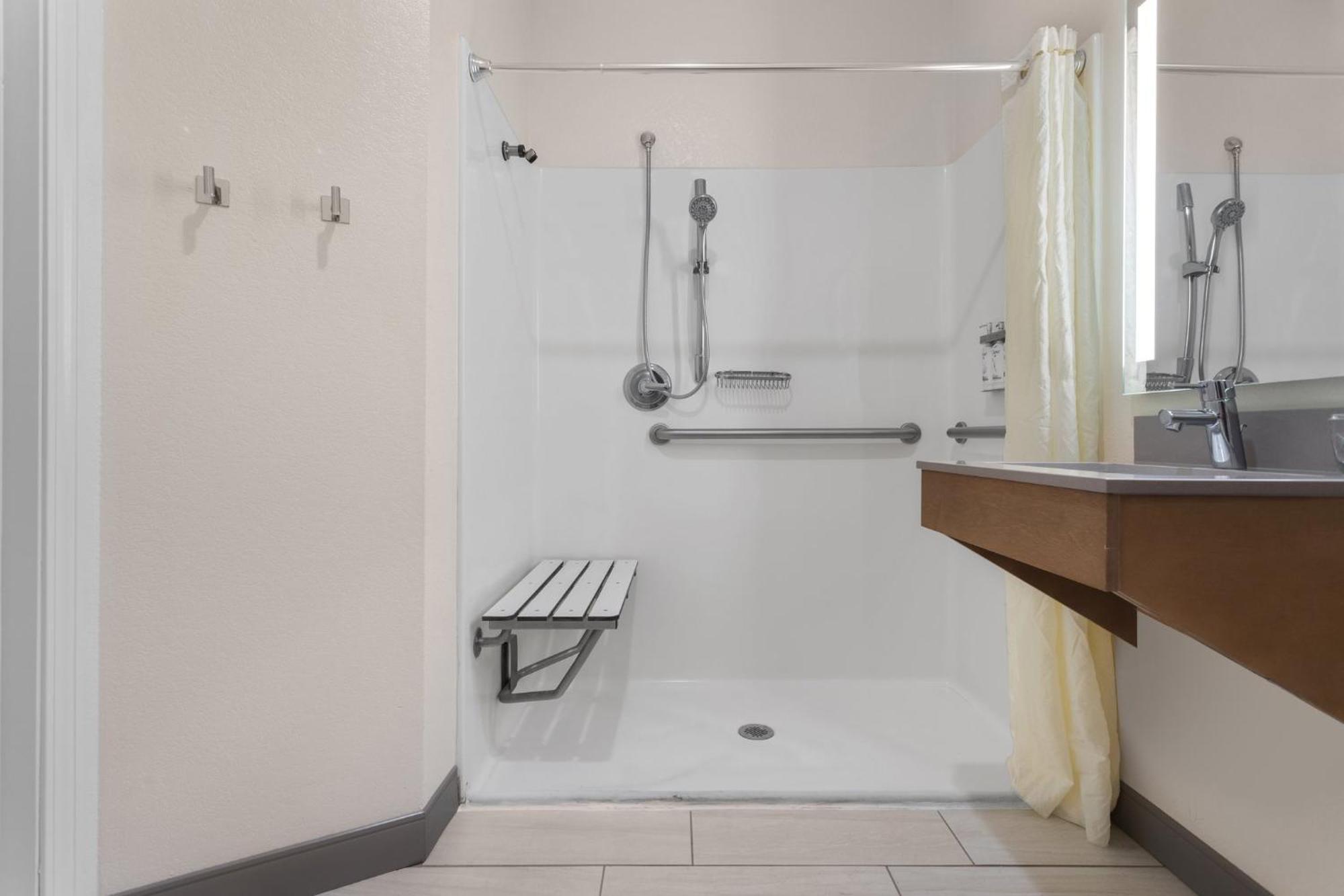 Candlewood Suites La Crosse By Ihg Luaran gambar